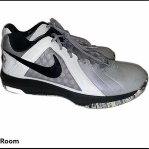 Nike Air Mavin Basketball Sneakers 10.5 EUC
